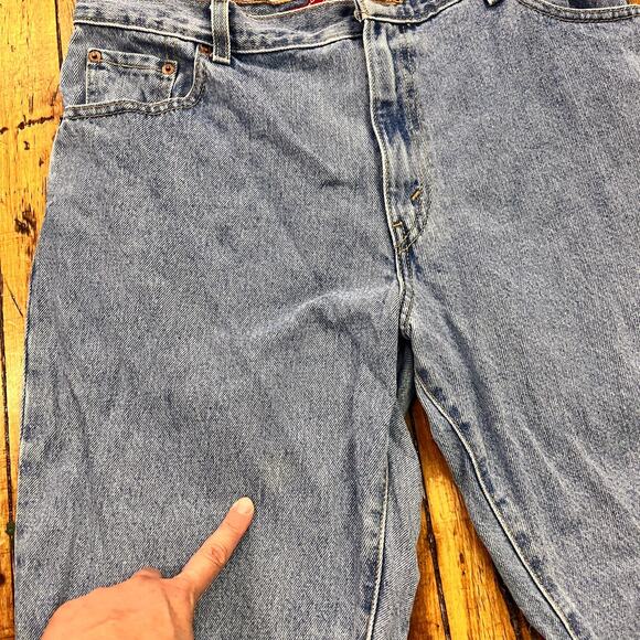 vintage women's Levi's 550 red tab relaxed fit taper leg light wash 100% cotton - Picture 5 of 7